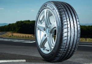 Yeni MICHELIN Pilot Sport 4 Lastikleri, Sürüş Keyfi, Performans ve Güvenliği Bir Arada Sunuyor